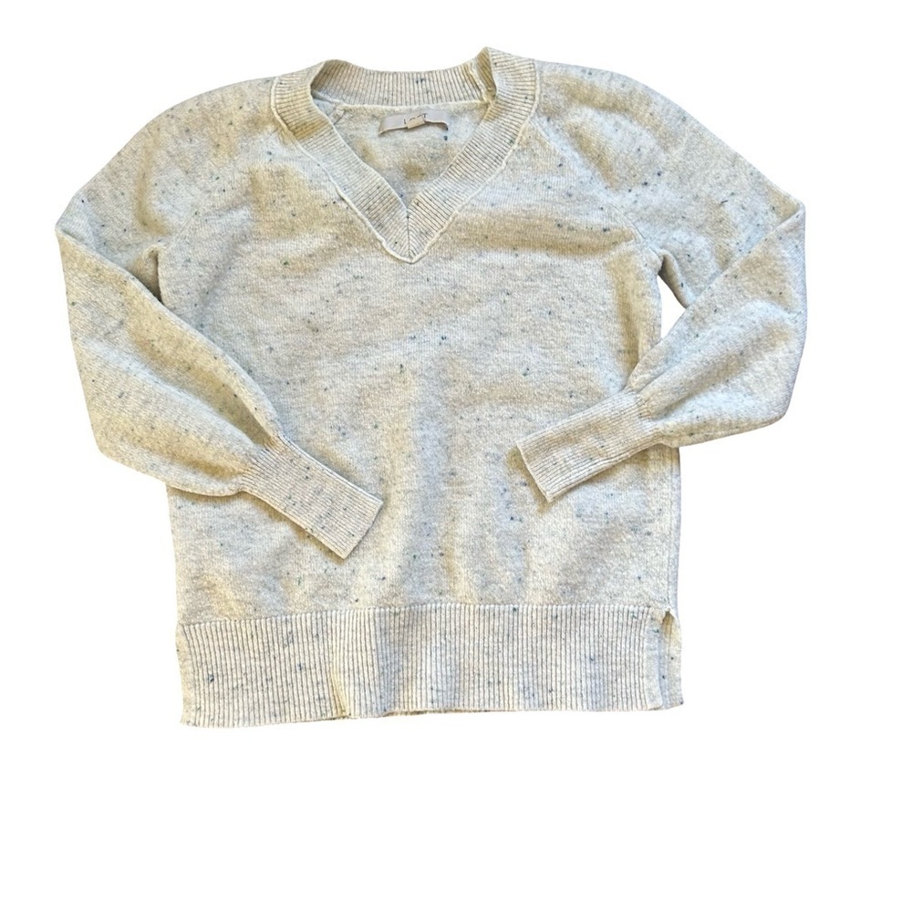 Loft Women’s Speckled V Neck Cream
Sweater  XS - Picture 2 of 9